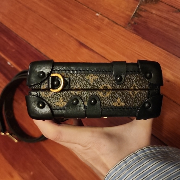 LOUIS VUITTON Petite Malle Monogram. Comes with COA from ENTRUPY!!! - Picture 3 of 12